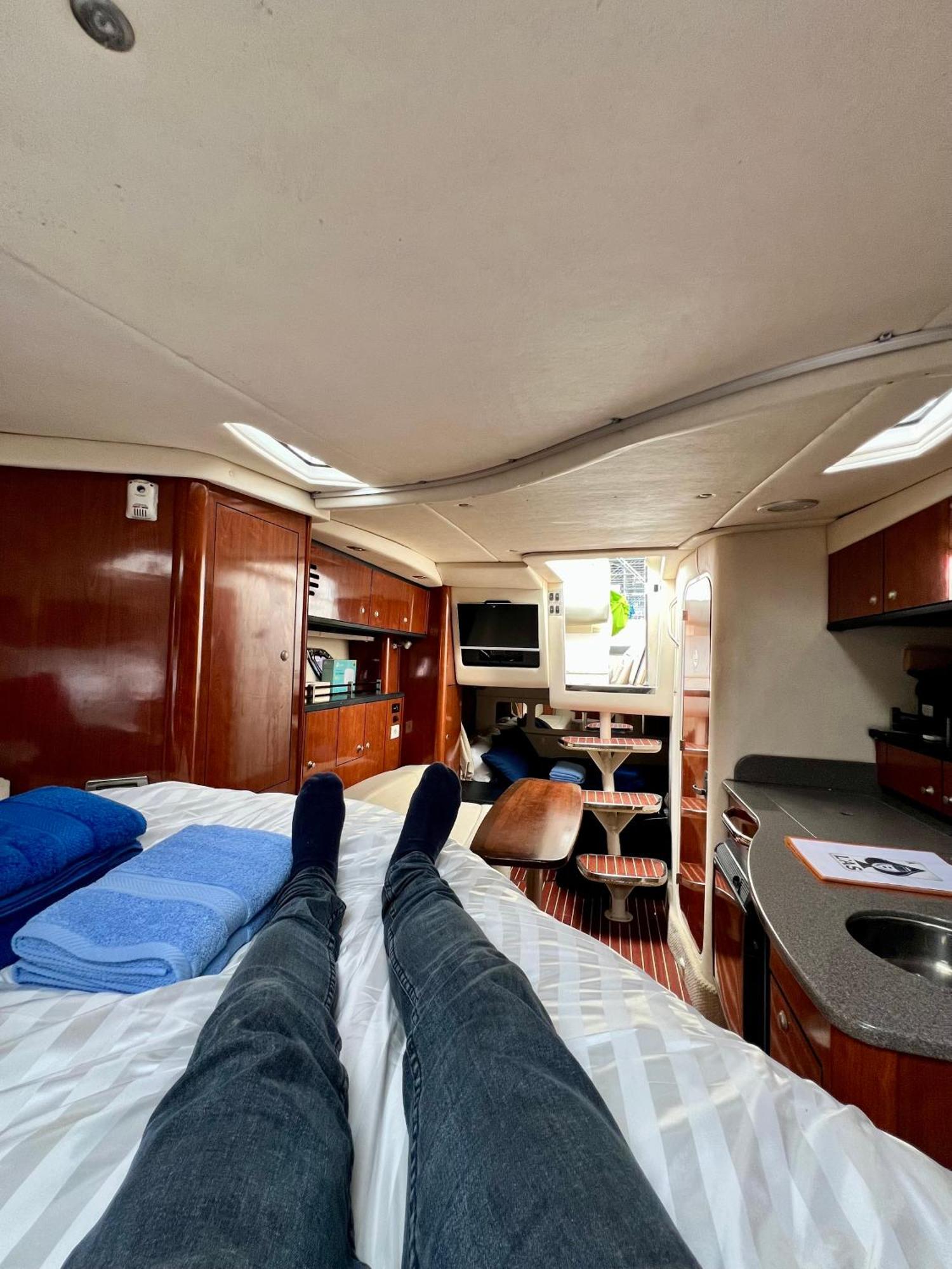 Luxury Boat In *